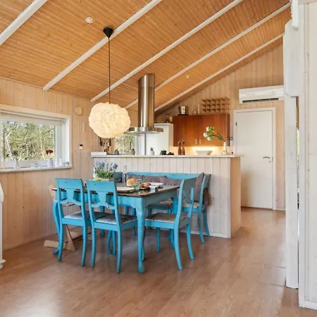 Amola - 1-6km From The Sea By Interhome بيت للعطل Højby