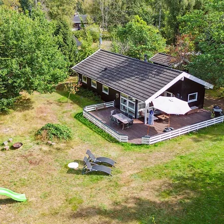 Amola - 1-6km From The Sea By Interhome Feriehus
