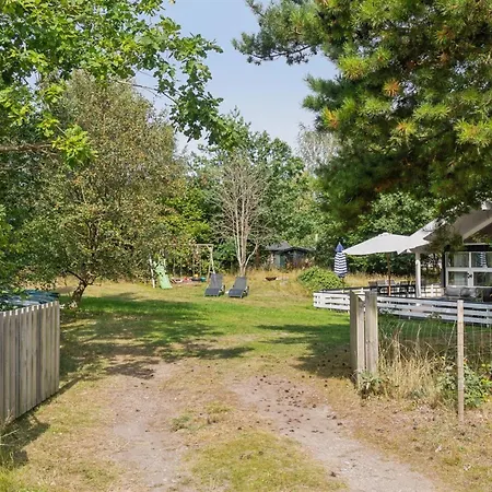 Amola - 1-6km From The Sea By Interhome